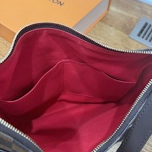 Louis Vuitton Damier Ebene Bloomsbury PM - Picture 10 of 10